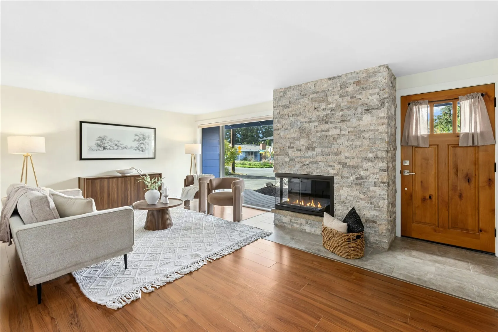920 163rd Avenue SE, Bellevue, WA 98008