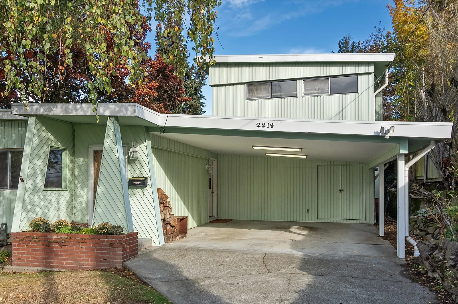 2214 NE 7th Street , Renton, WA 98056-9805