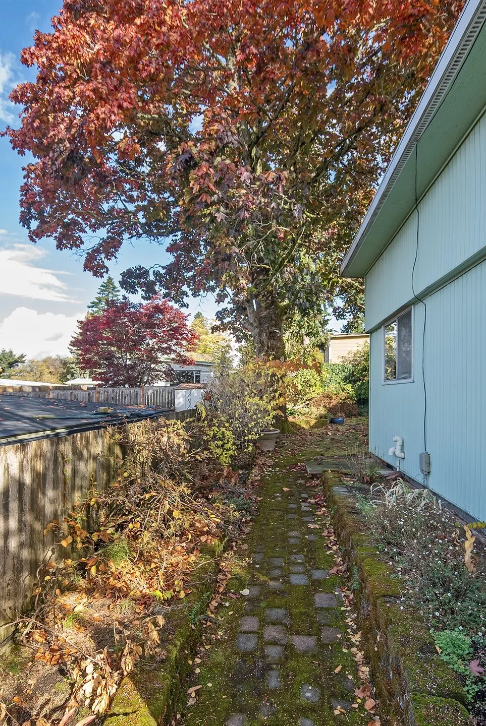 2214 NE 7th Street , Renton, WA 98056-9805