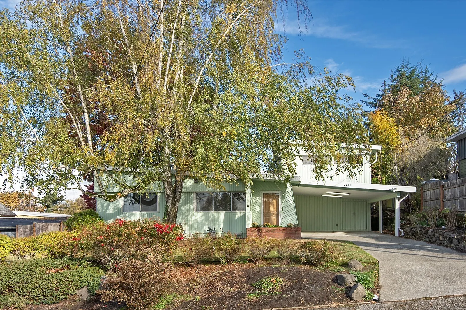 2214 NE 7th Street , Renton, WA 98056-9805