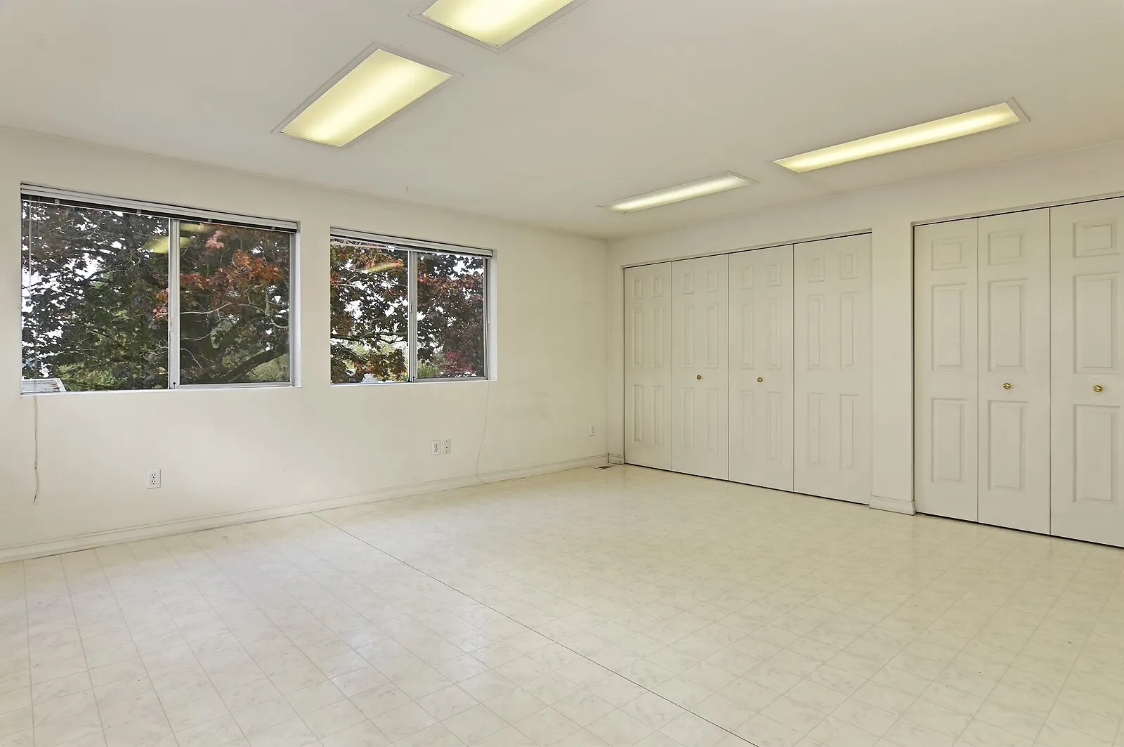 2214 NE 7th Street , Renton, WA 98056-9805