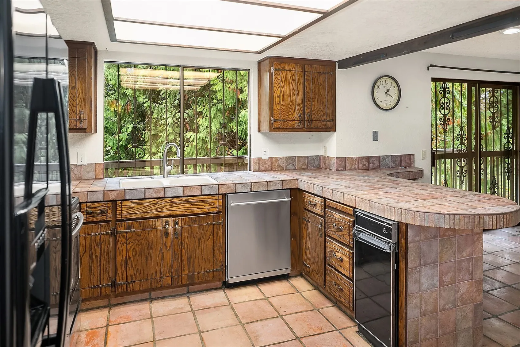 16220 SE 44th Way , Bellevue, WA 98006