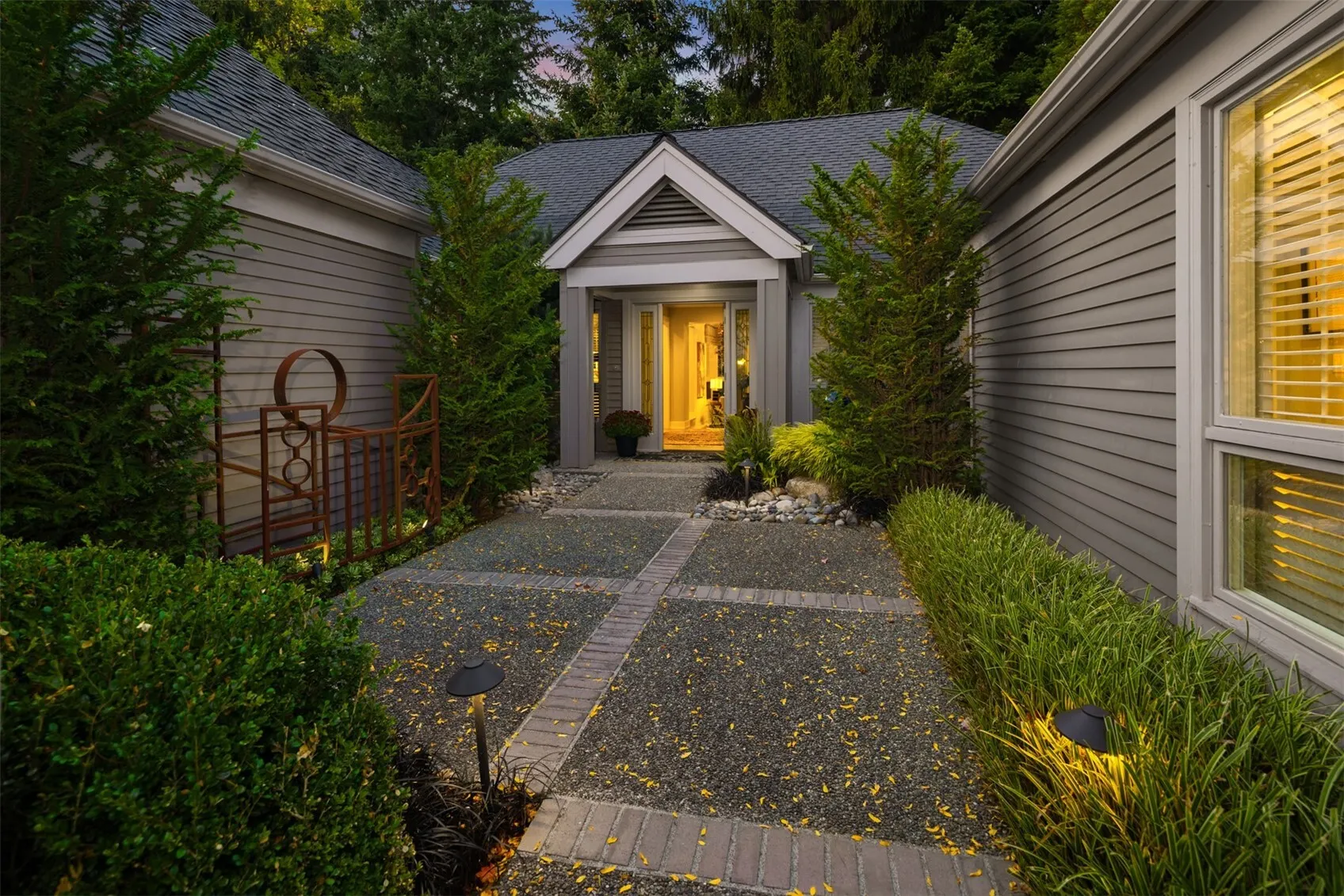 1796 Bellevue Way NE #11, Bellevue, WA 98004