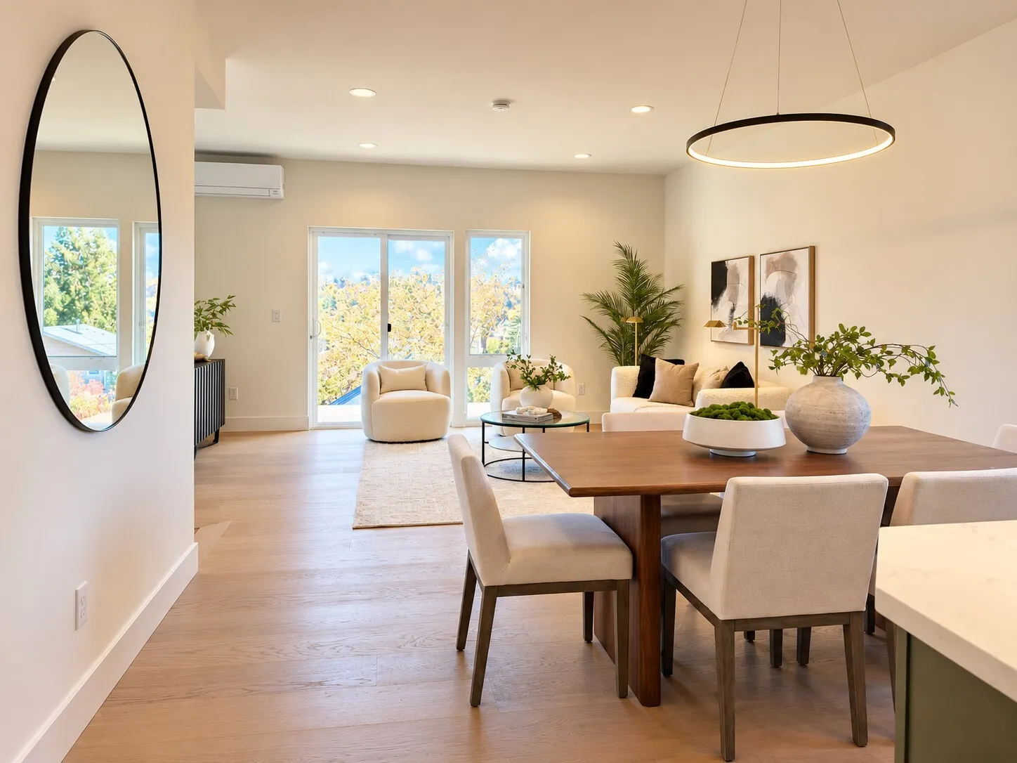 4930 43rd Avenue S #A, Seattle, WA 98118