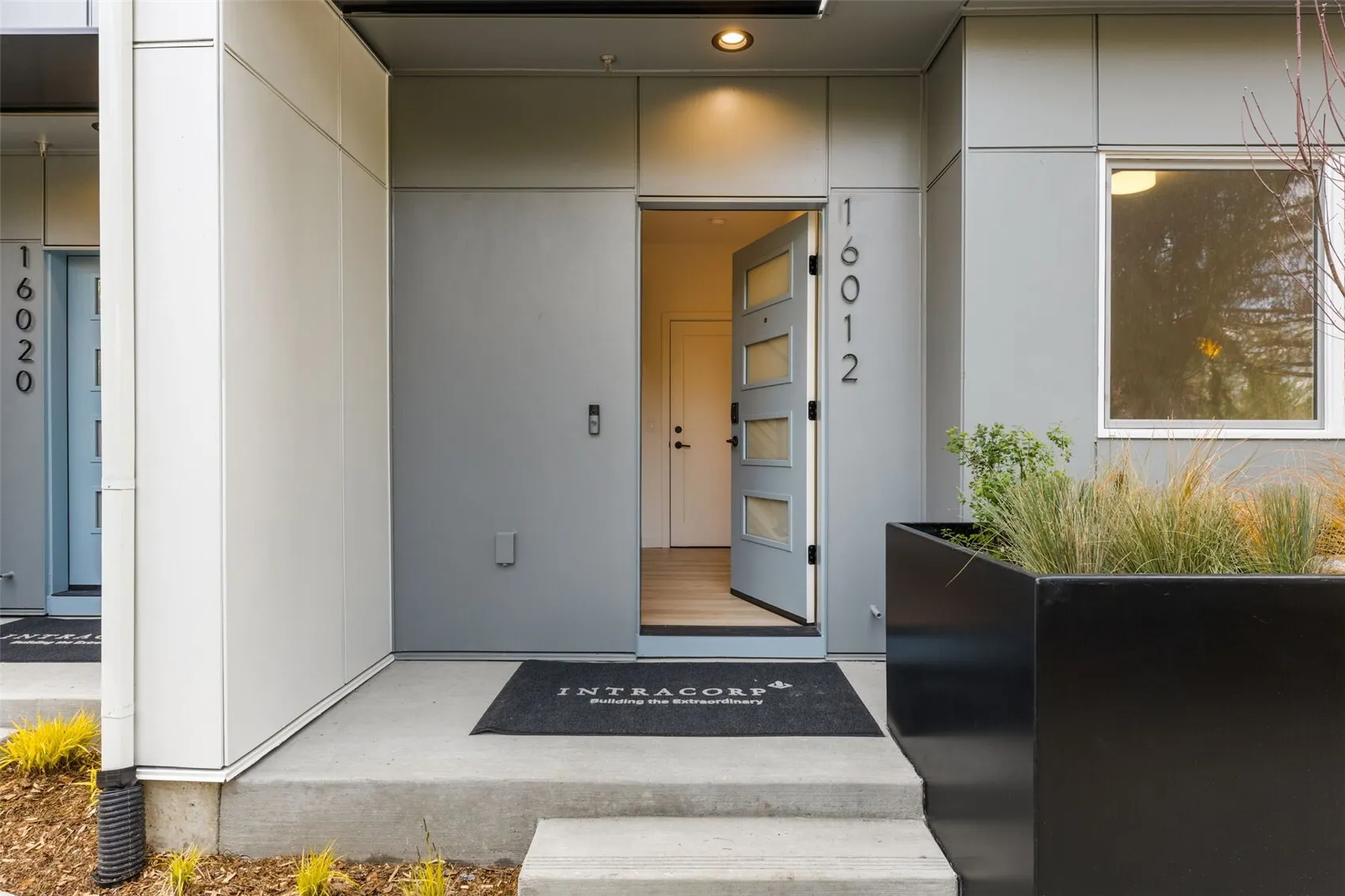 16012 SE 31st Lane , Bellevue, WA 98008
