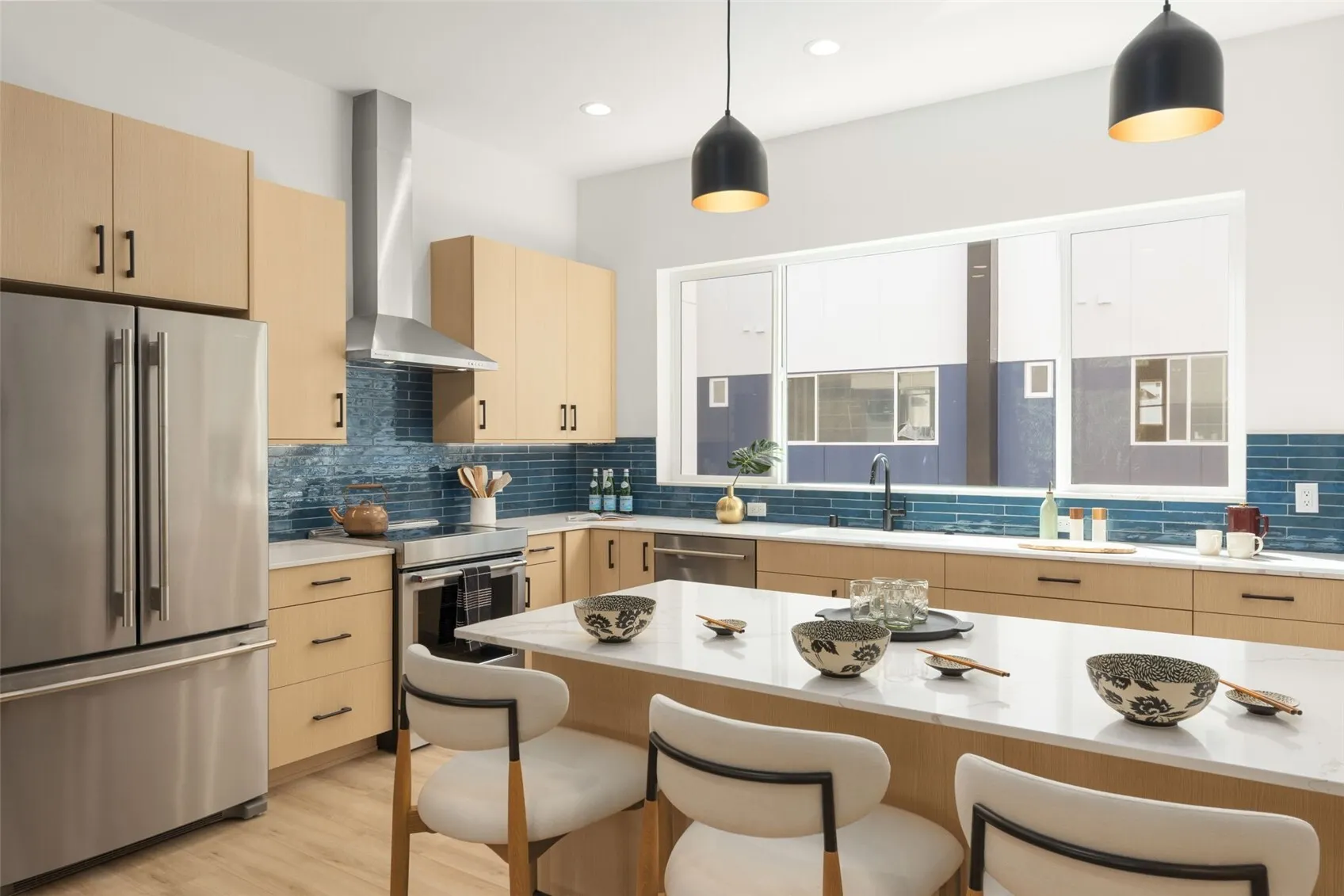 16012 SE 31st Lane , Bellevue, WA 98008