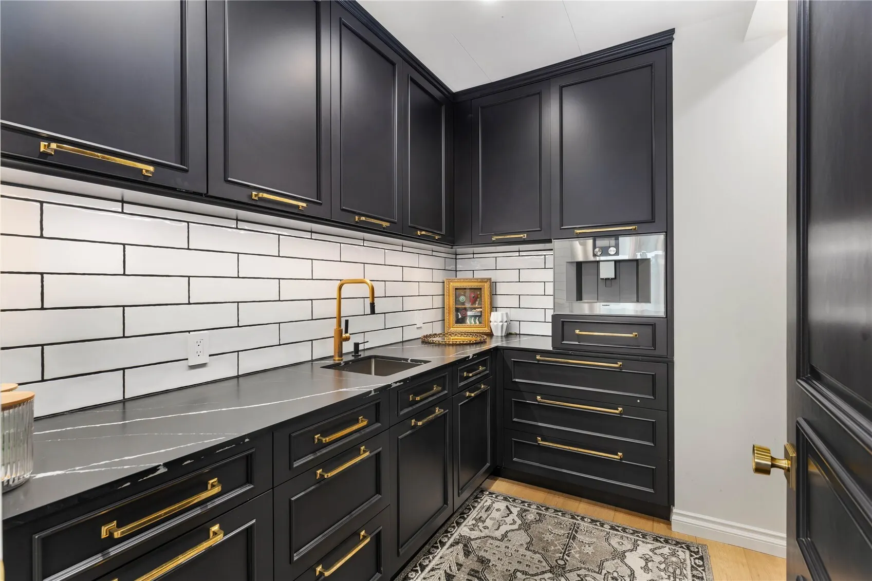 1920 4th Avenue #3003, Seattle, WA 98101