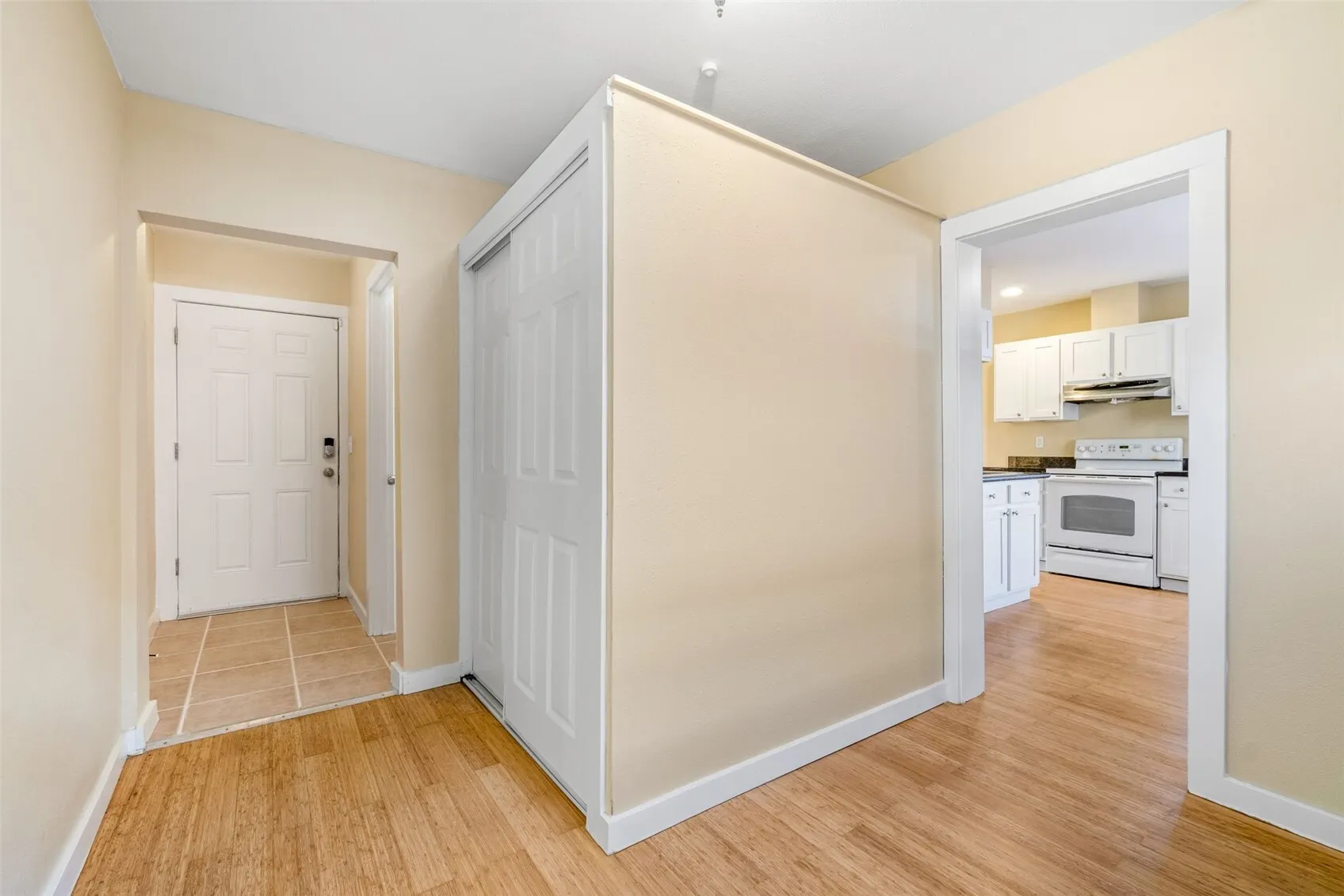 10056 19th Avenue SW, Seattle, WA 98146