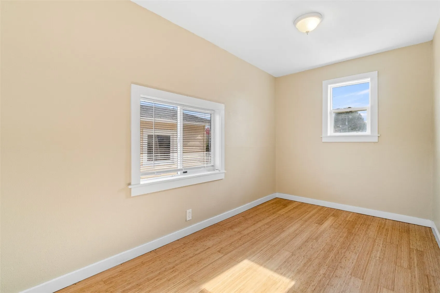 10056 19th Avenue SW, Seattle, WA 98146