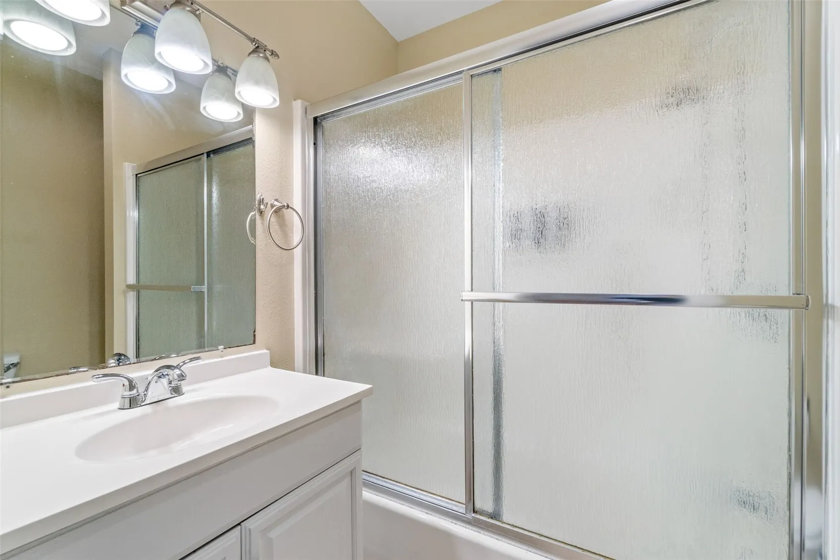 10056 19th Avenue SW, Seattle, WA 98146