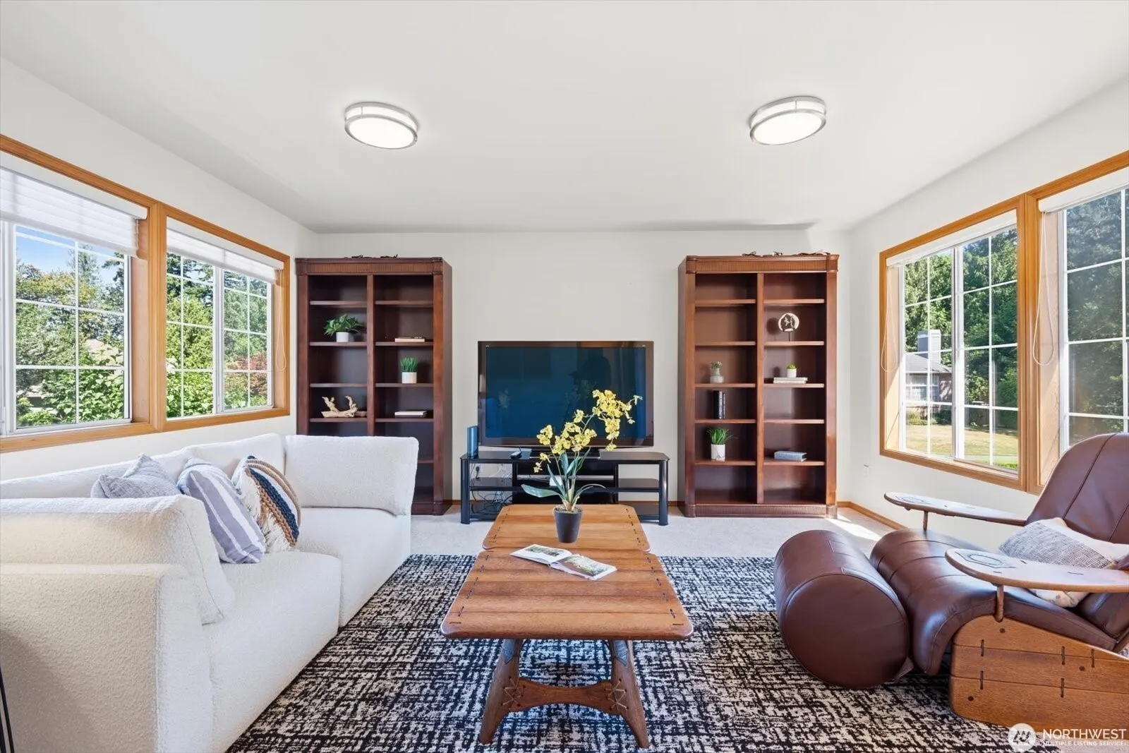 4649 244th Place SE, Sammamish, WA 98029