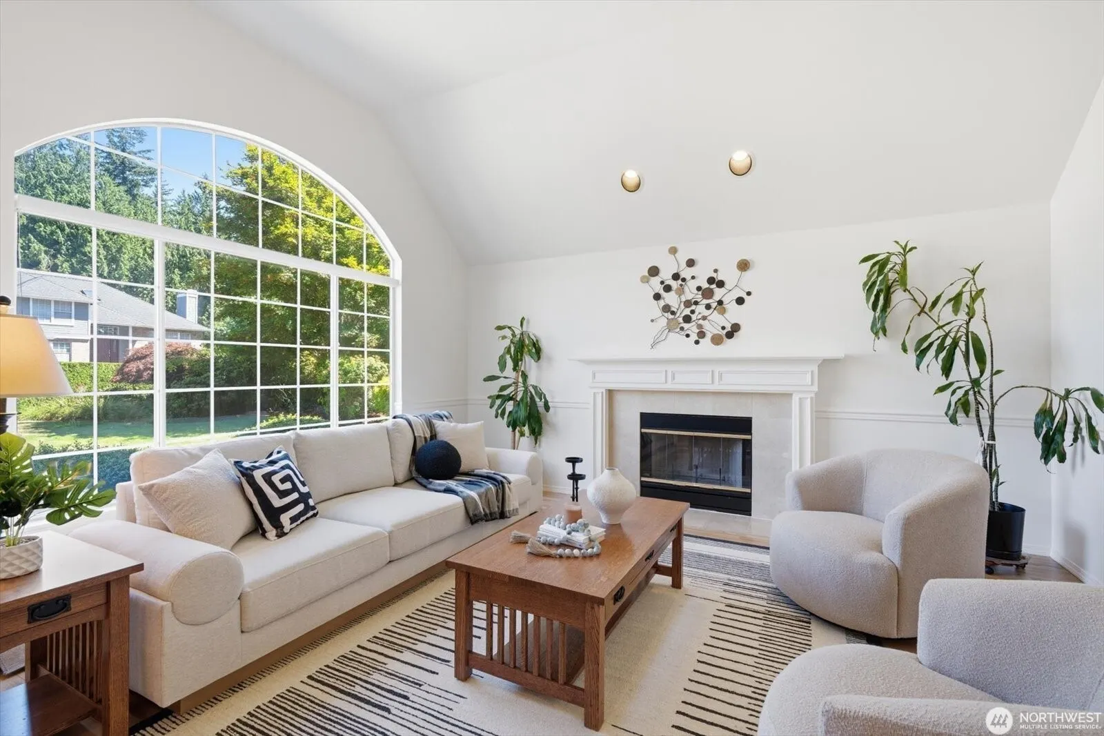 4649 244th Place SE, Sammamish, WA 98029