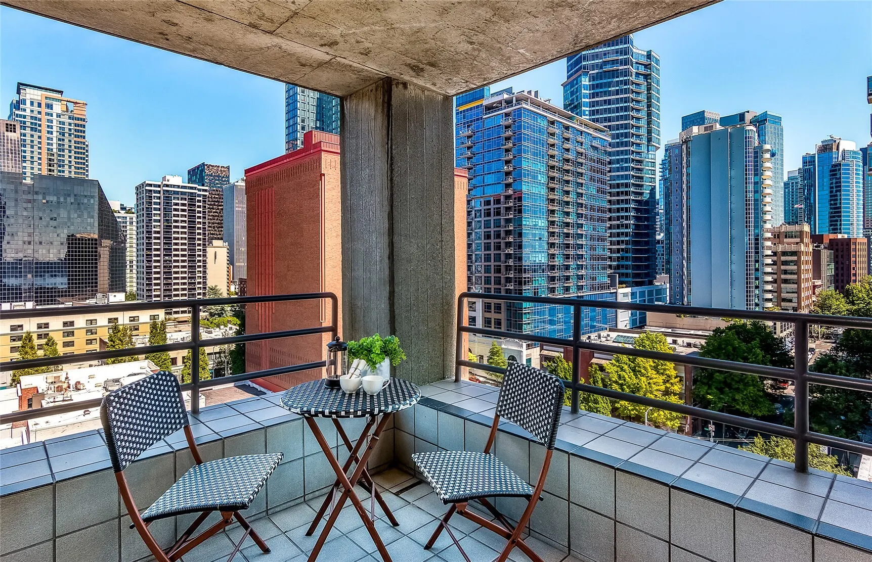 2125 1st Avenue #1403, Seattle, WA 98121
