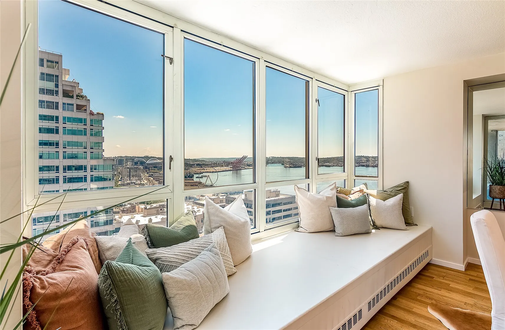 2125 1st Avenue #1403, Seattle, WA 98121