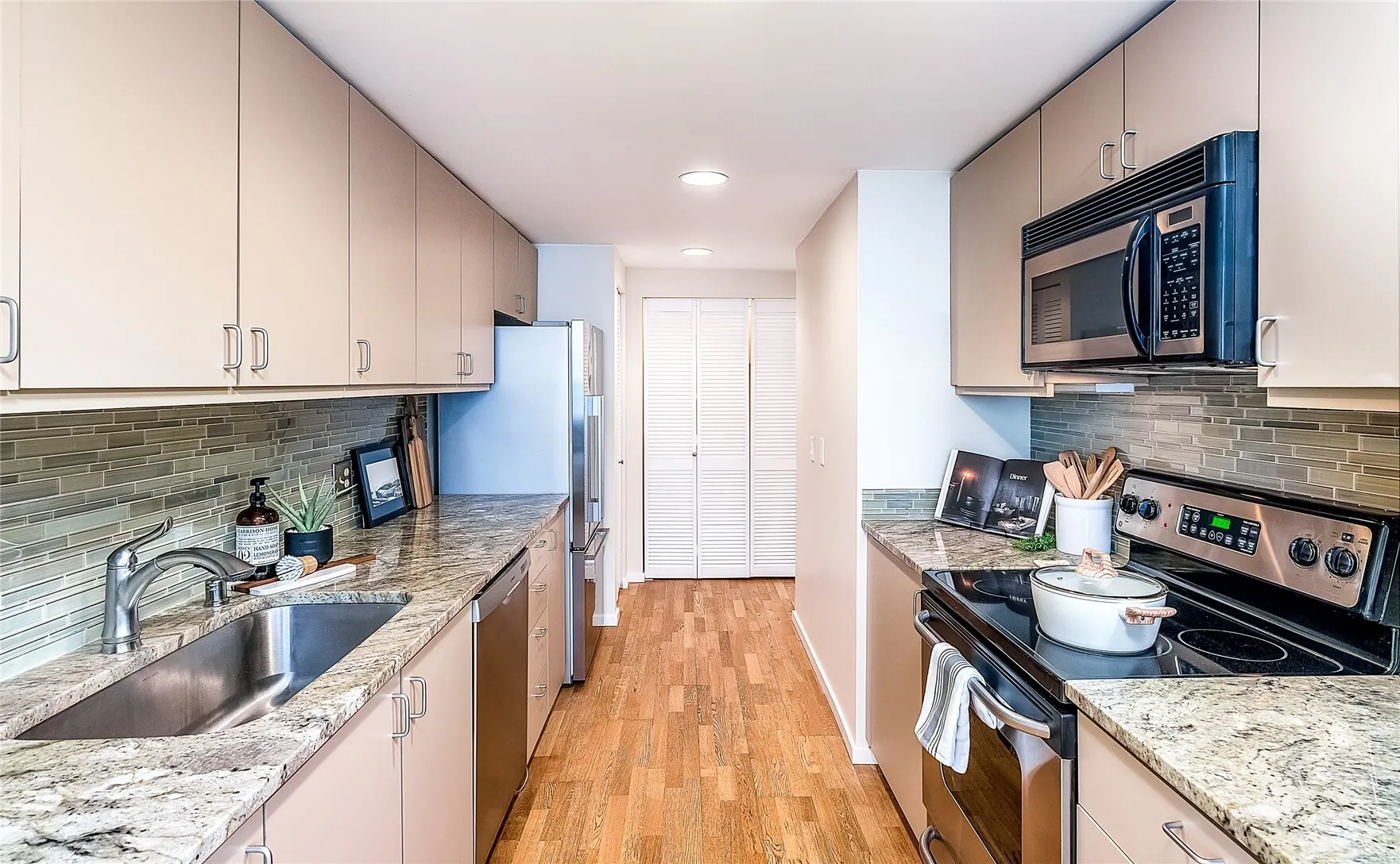 2125 1st Avenue #1403, Seattle, WA 98121