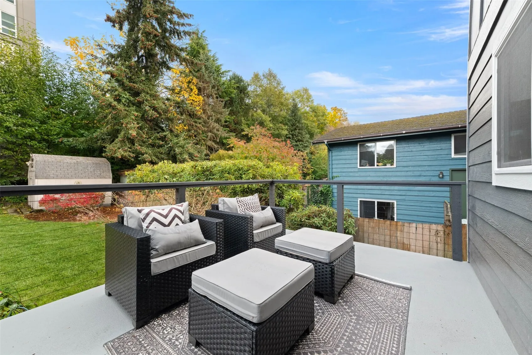 9032 Palatine Avenue N, Seattle, WA 98103
