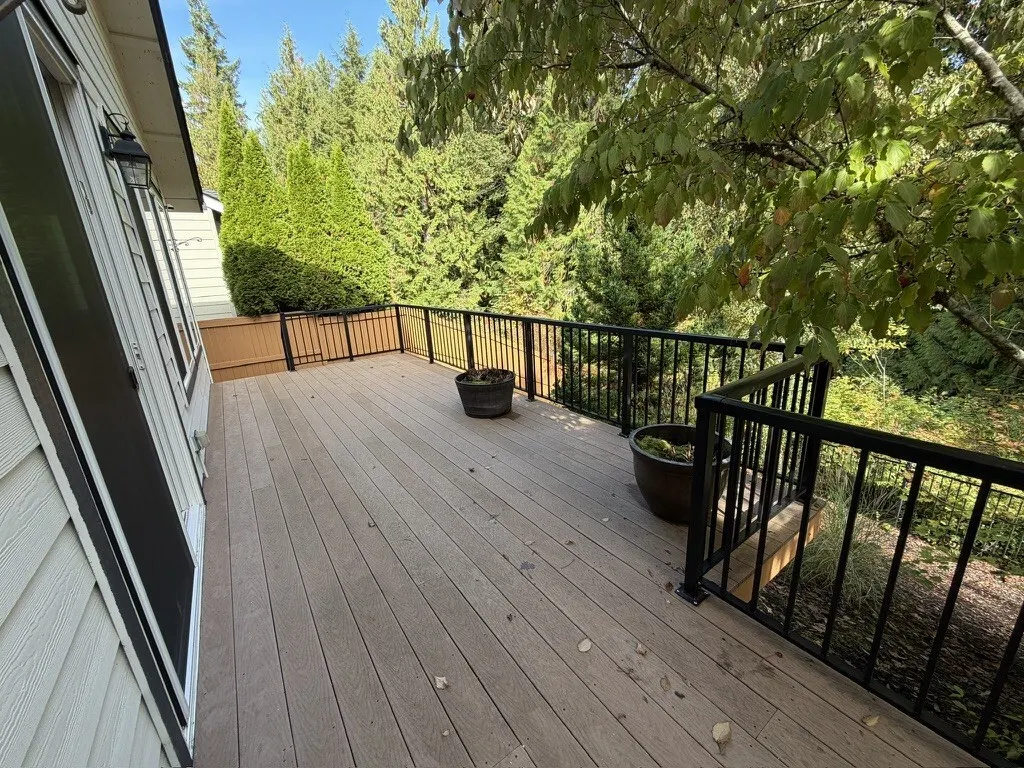 12018 Big Leaf Way NE, Redmond, WA 98053