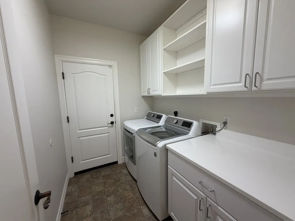 12018 Big Leaf Way NE, Redmond, WA 98053