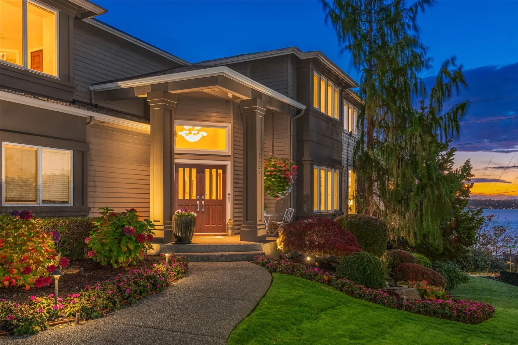 701 N 30th Street , Renton, WA 98056