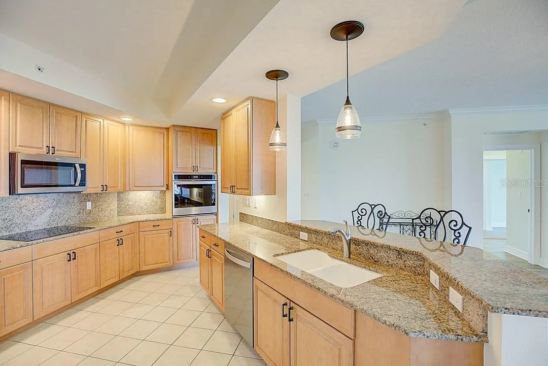 409 N POINT RD #502 #502