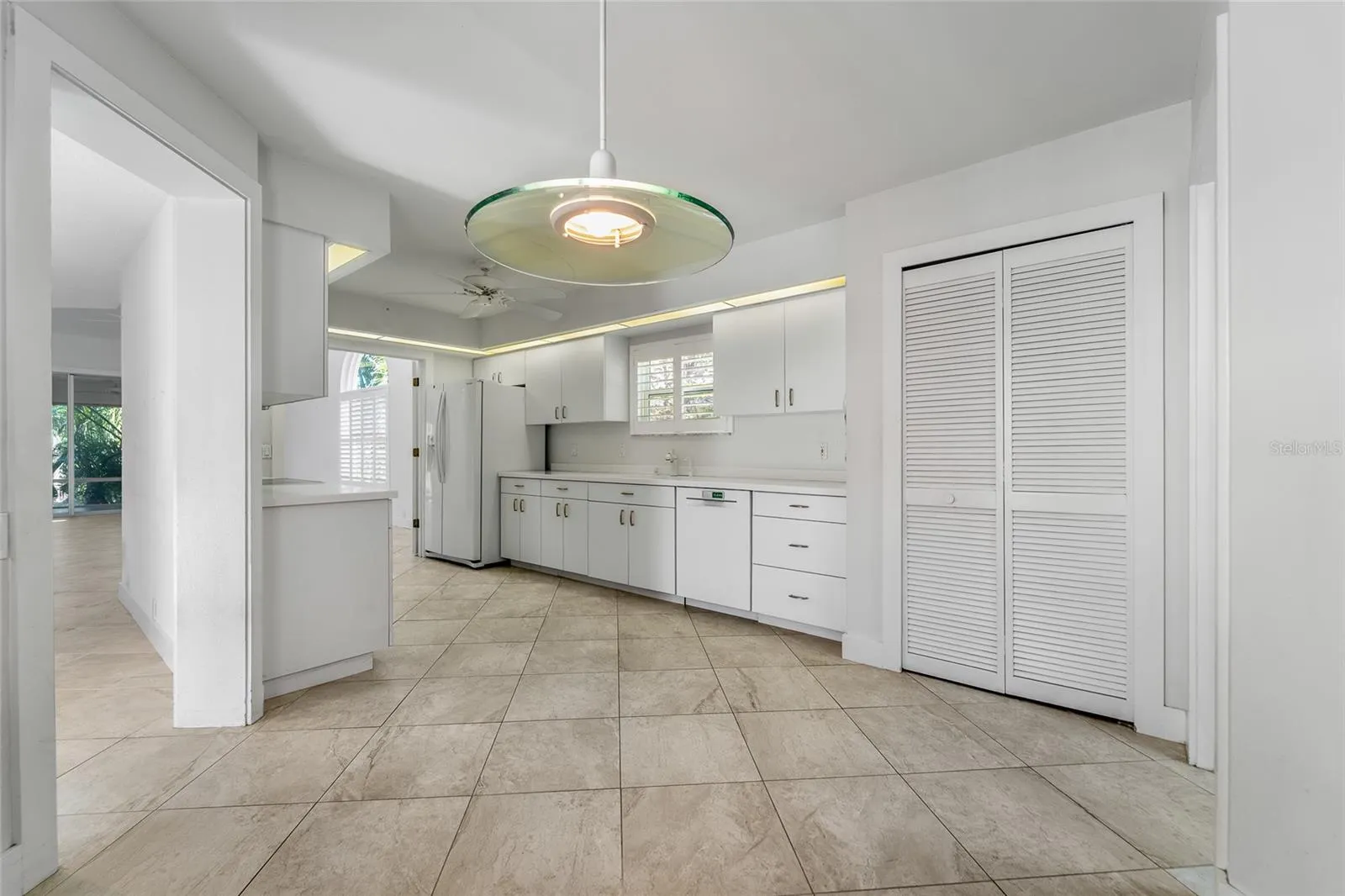 264 WOODS POINT RD