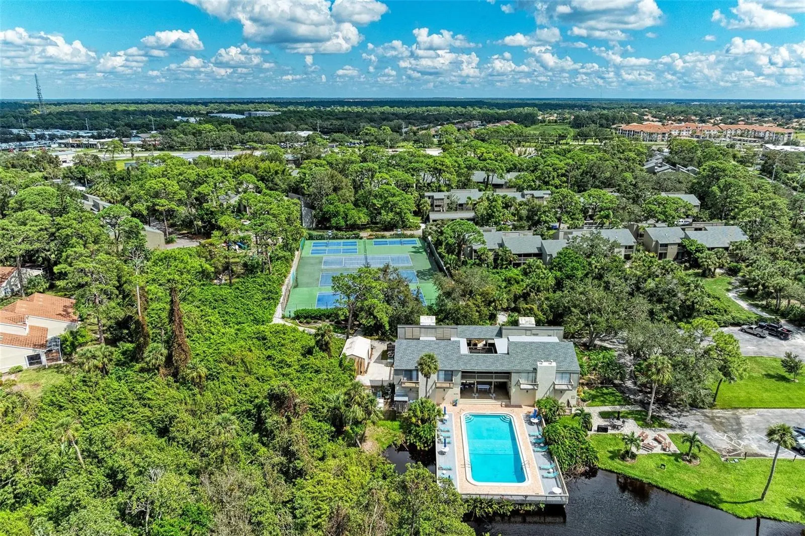 264 WOODS POINT RD