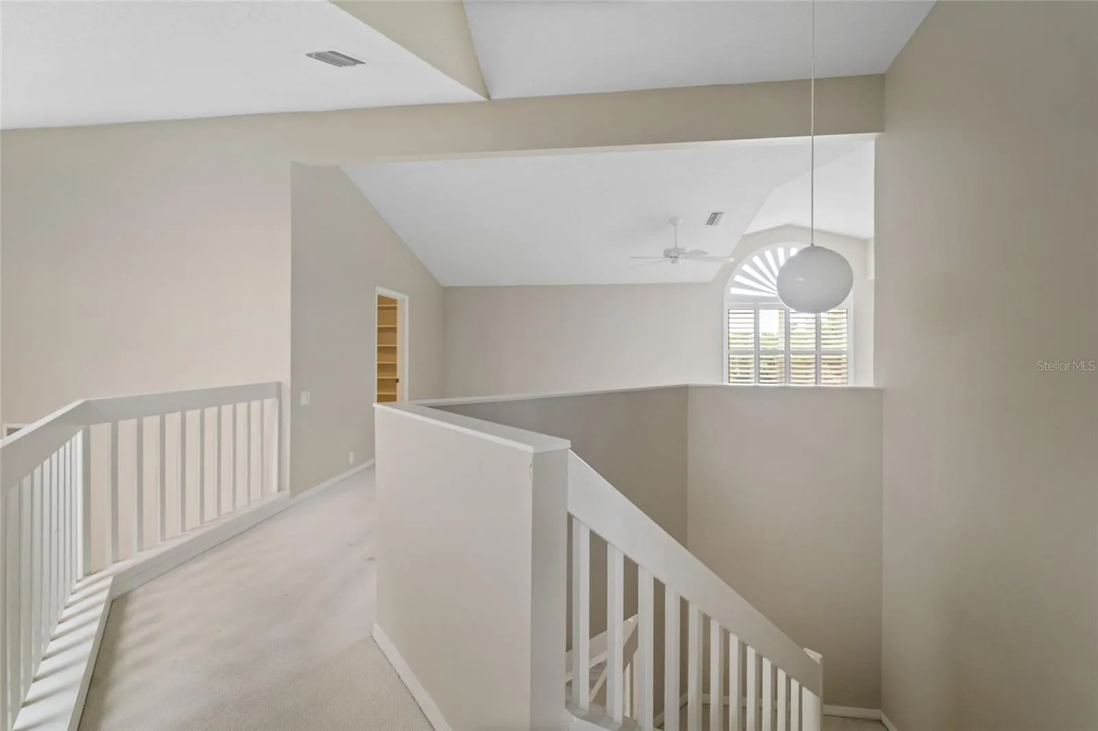 264 WOODS POINT RD