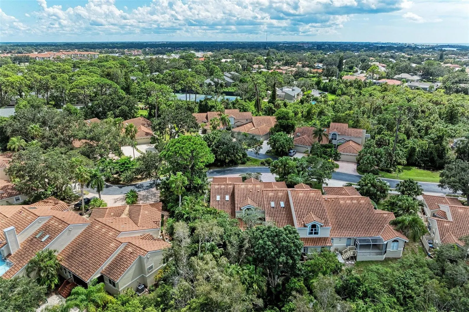 264 WOODS POINT RD
