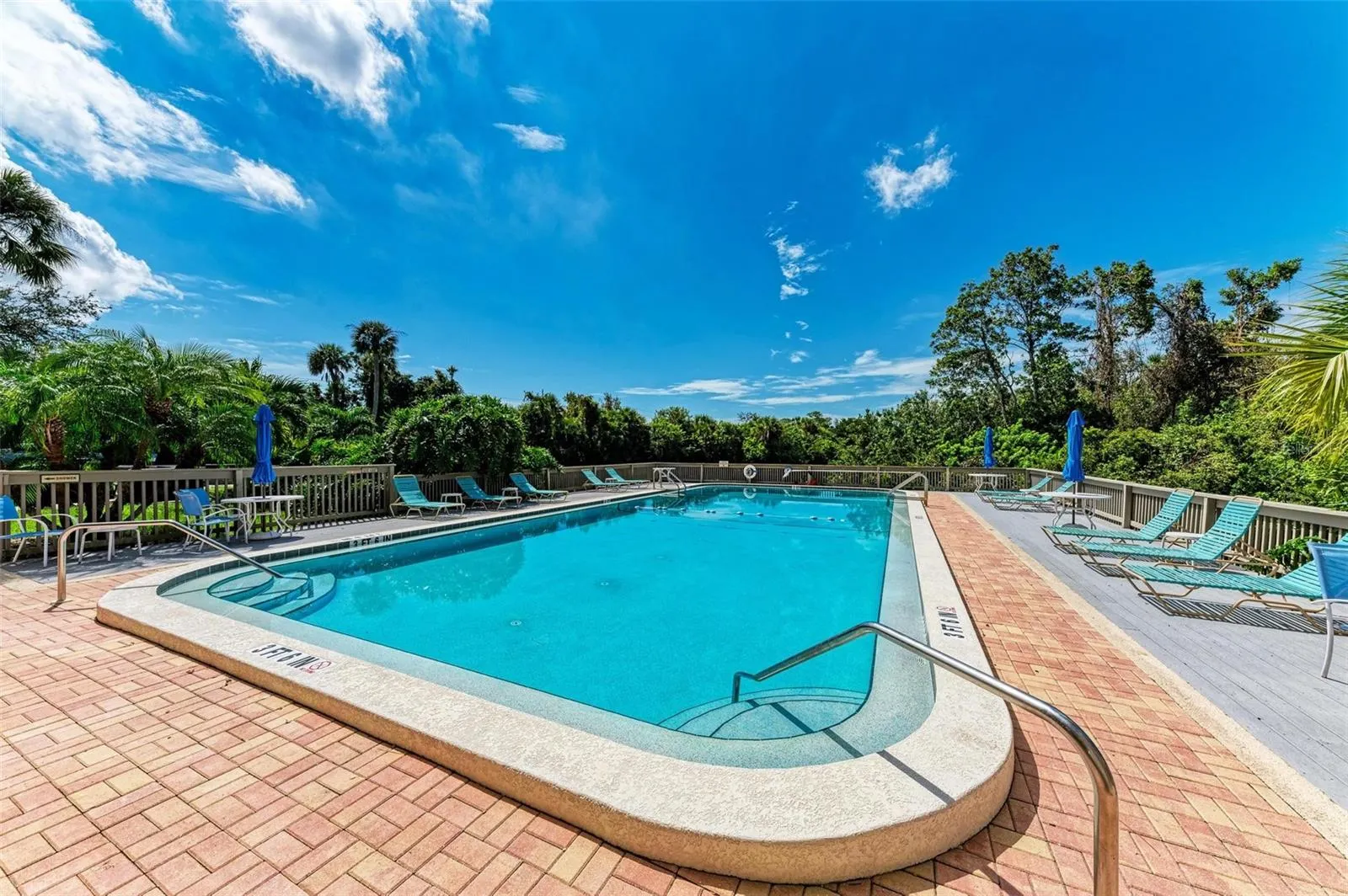 264 WOODS POINT RD