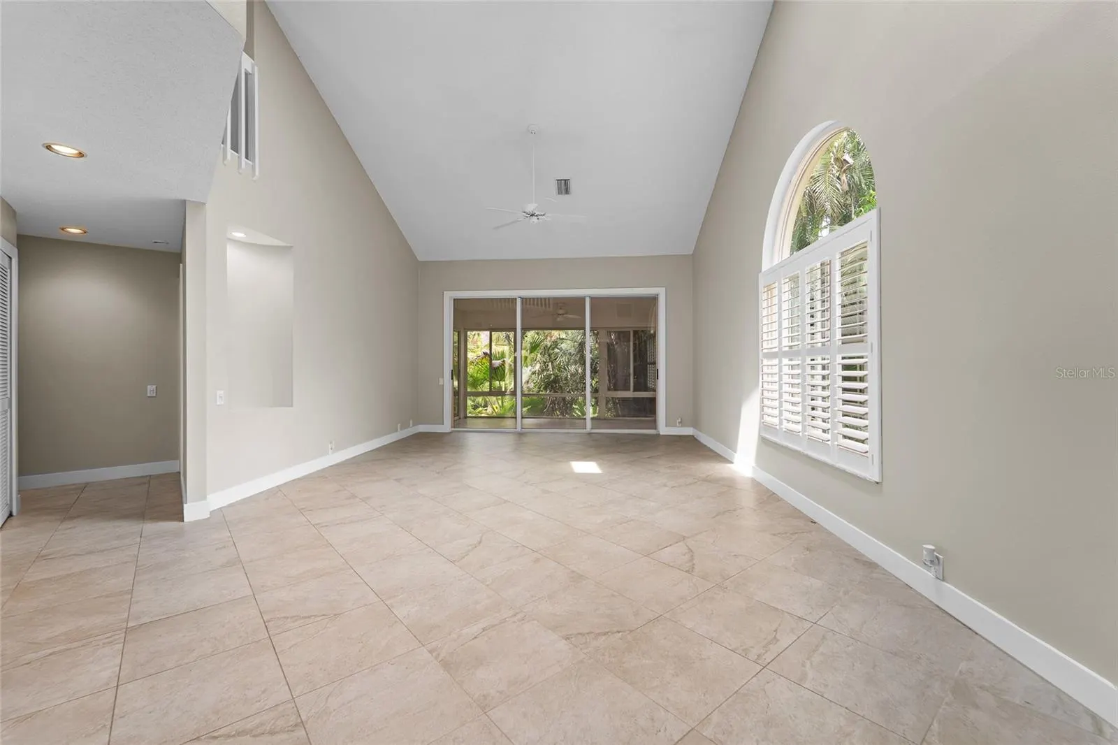264 WOODS POINT RD