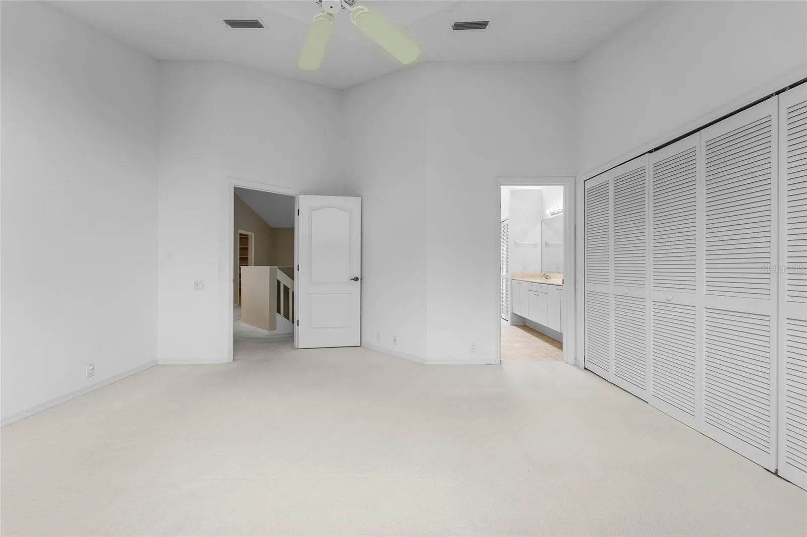 264 WOODS POINT RD