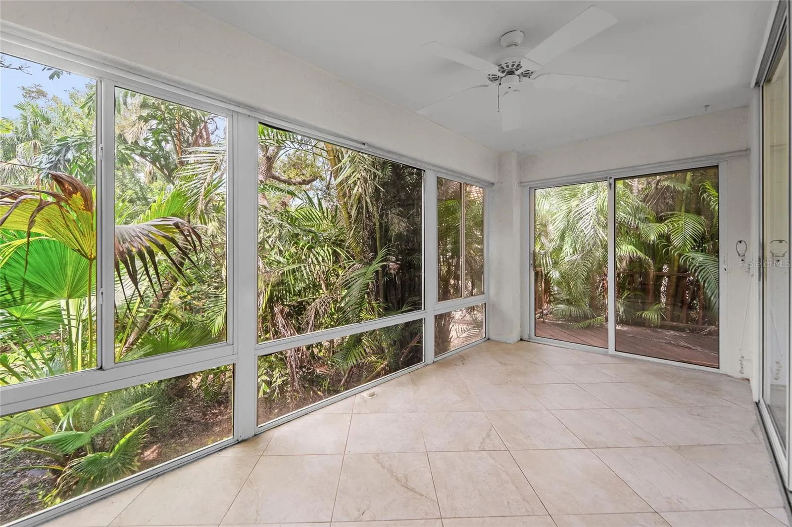 264 WOODS POINT RD