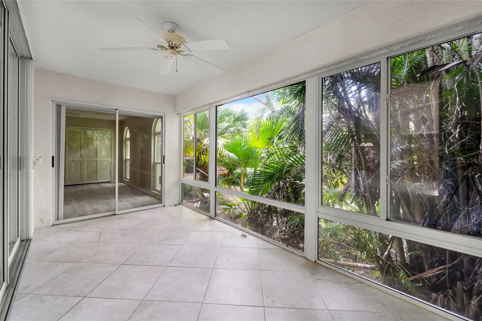 264 WOODS POINT RD