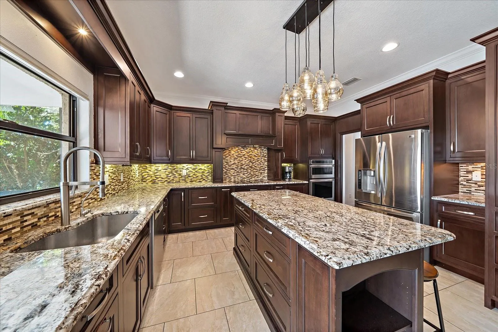 820 PLACID LAKE DR