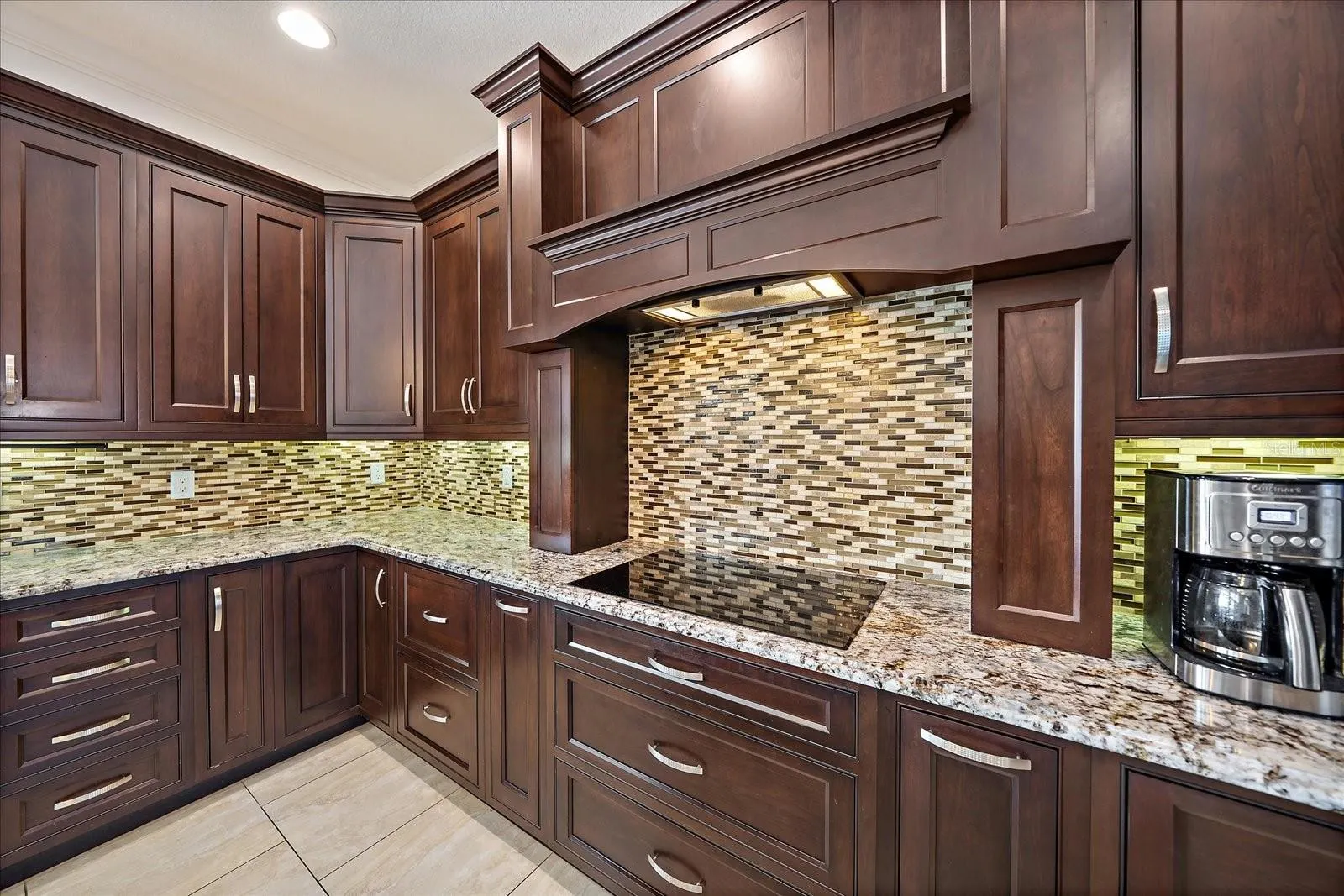 820 PLACID LAKE DR