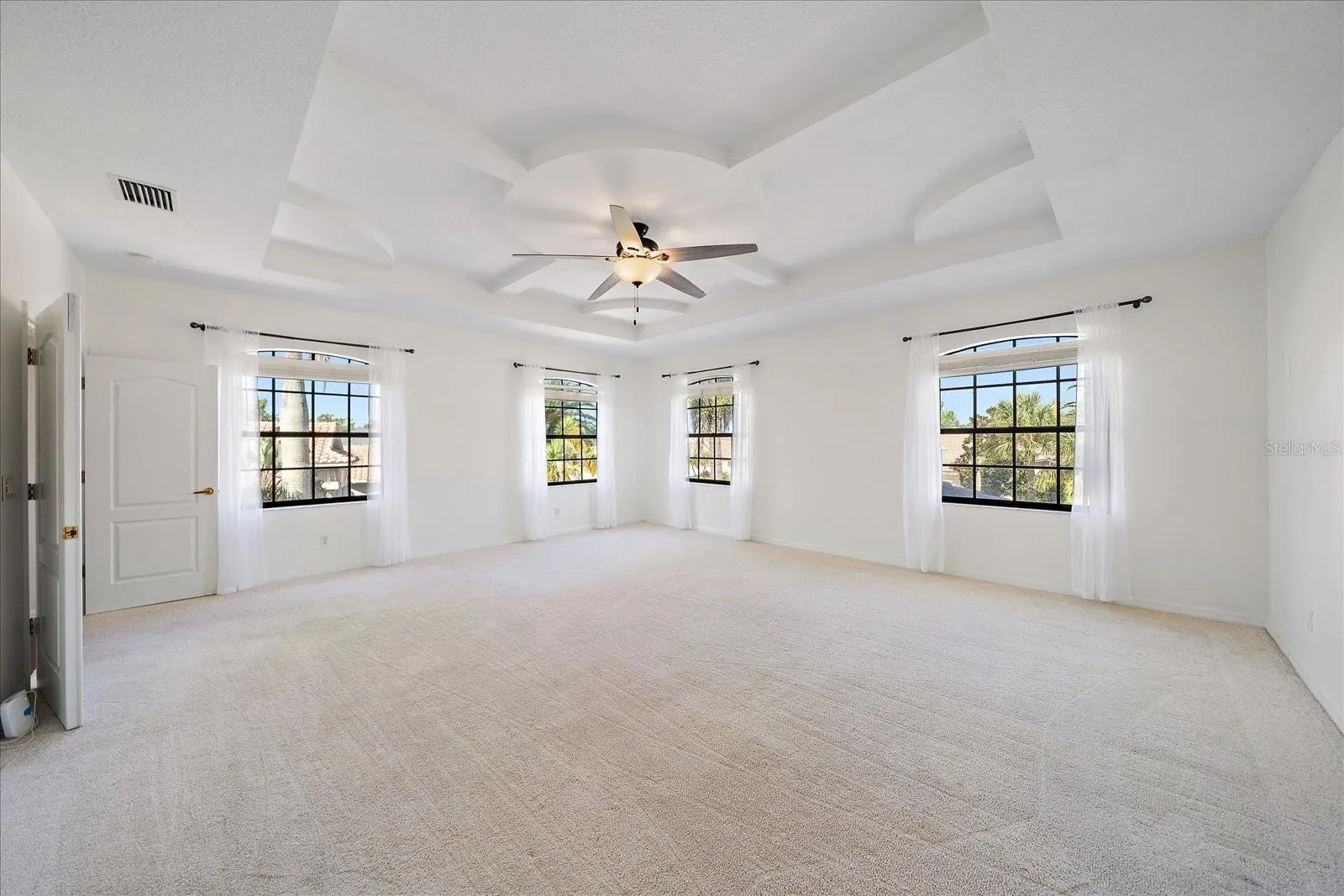 820 PLACID LAKE DR