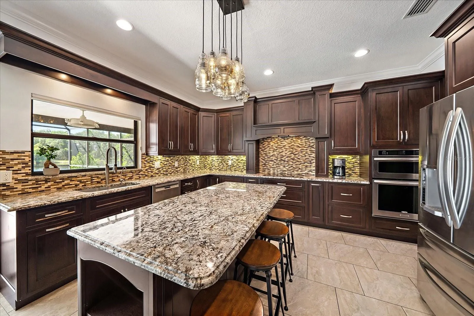820 PLACID LAKE DR