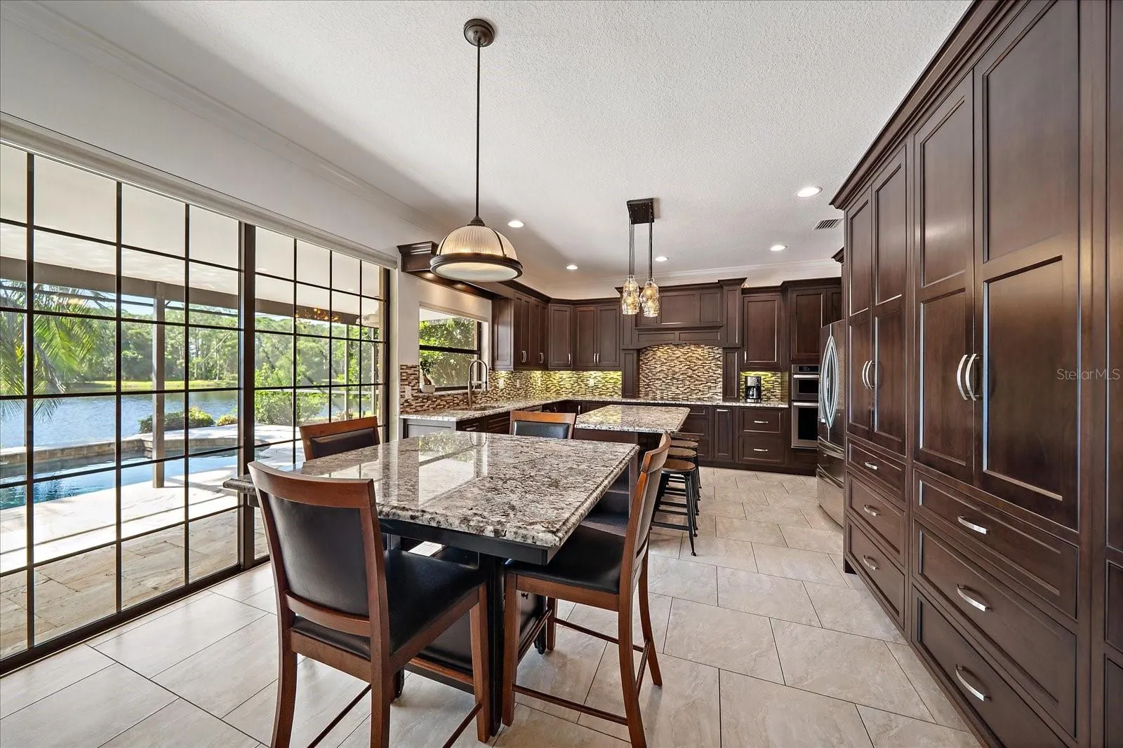 820 PLACID LAKE DR