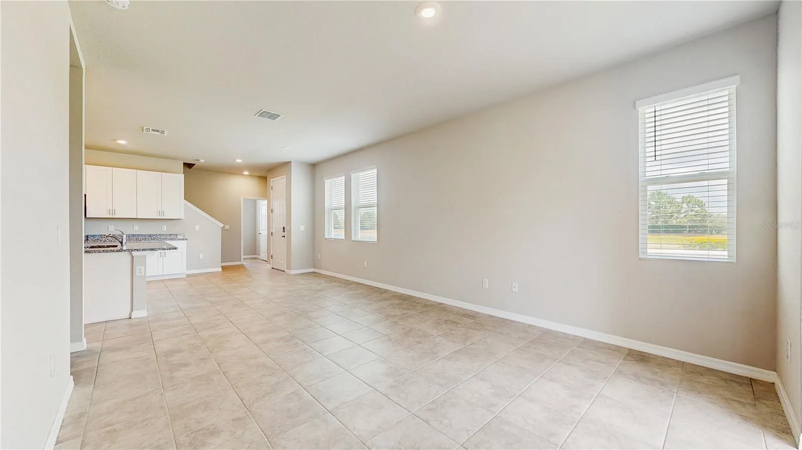 1824 WOODLEAF HAMMOCK CT