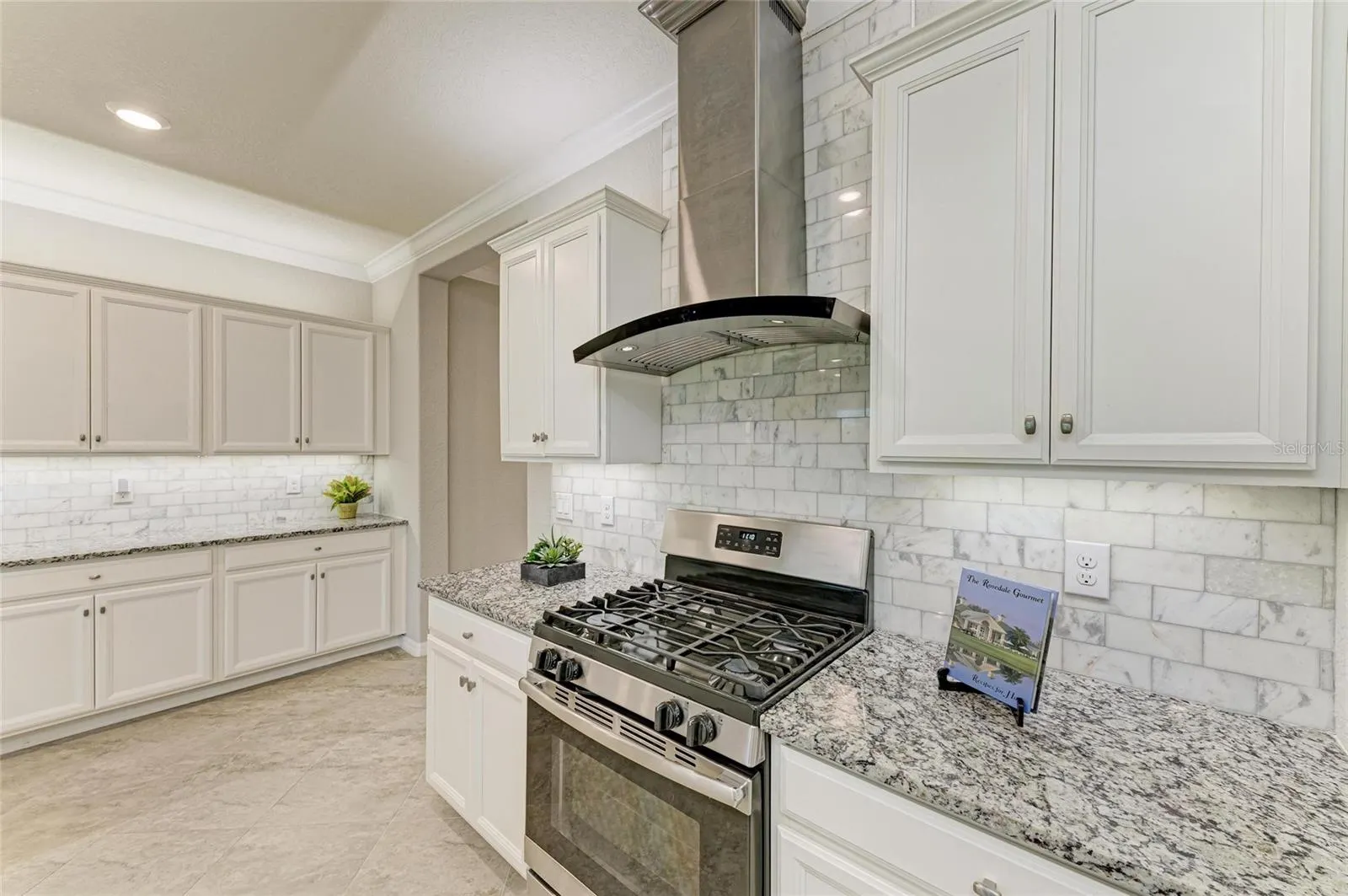 10202 MARBELLA DR