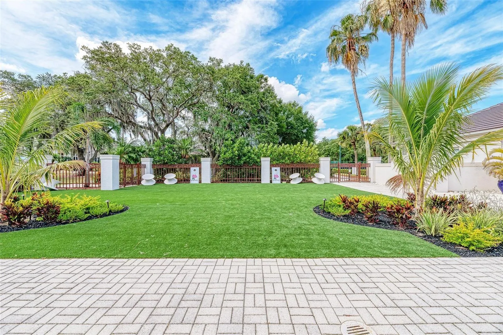 10202 MARBELLA DR