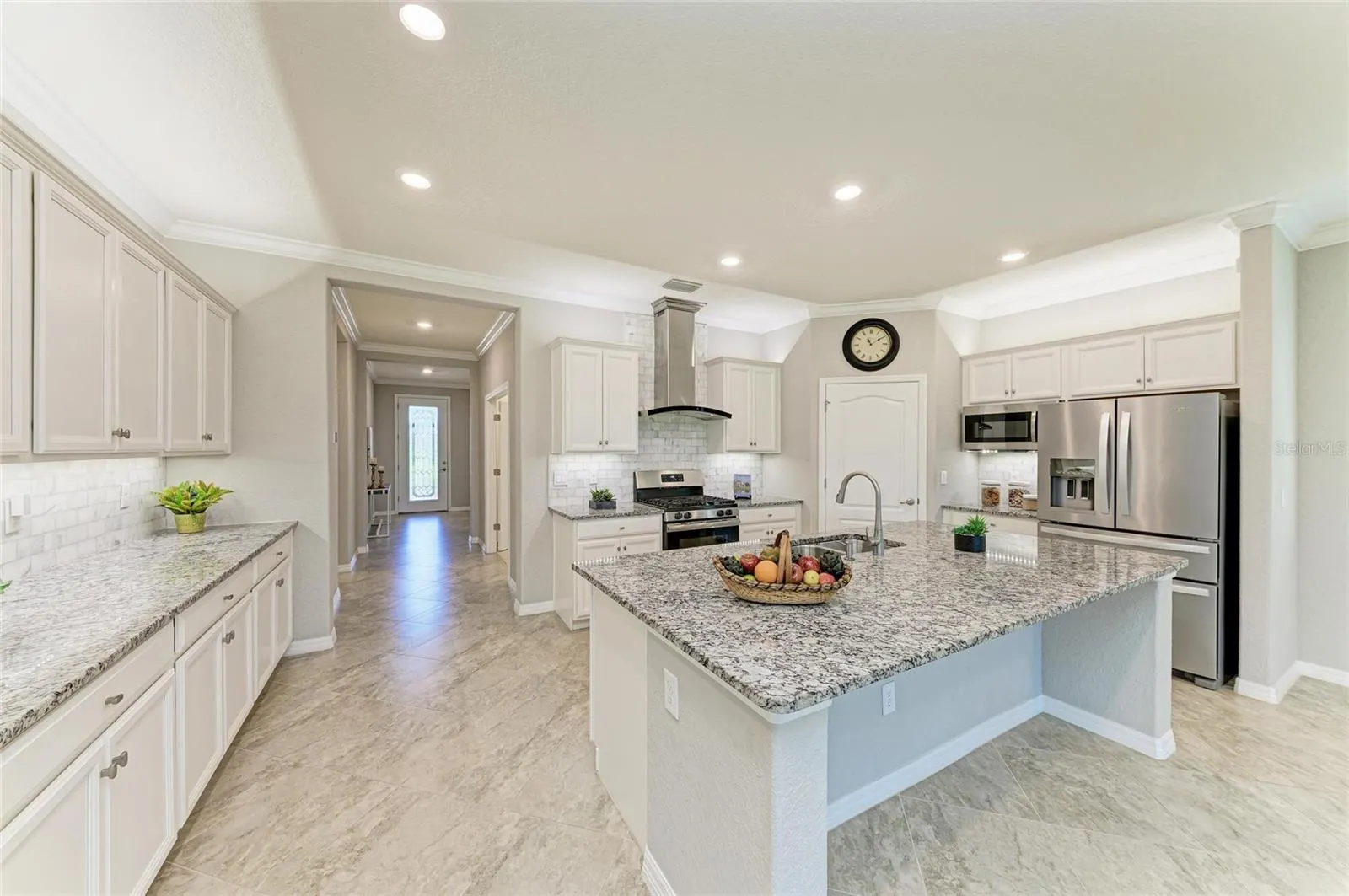 10202 MARBELLA DR