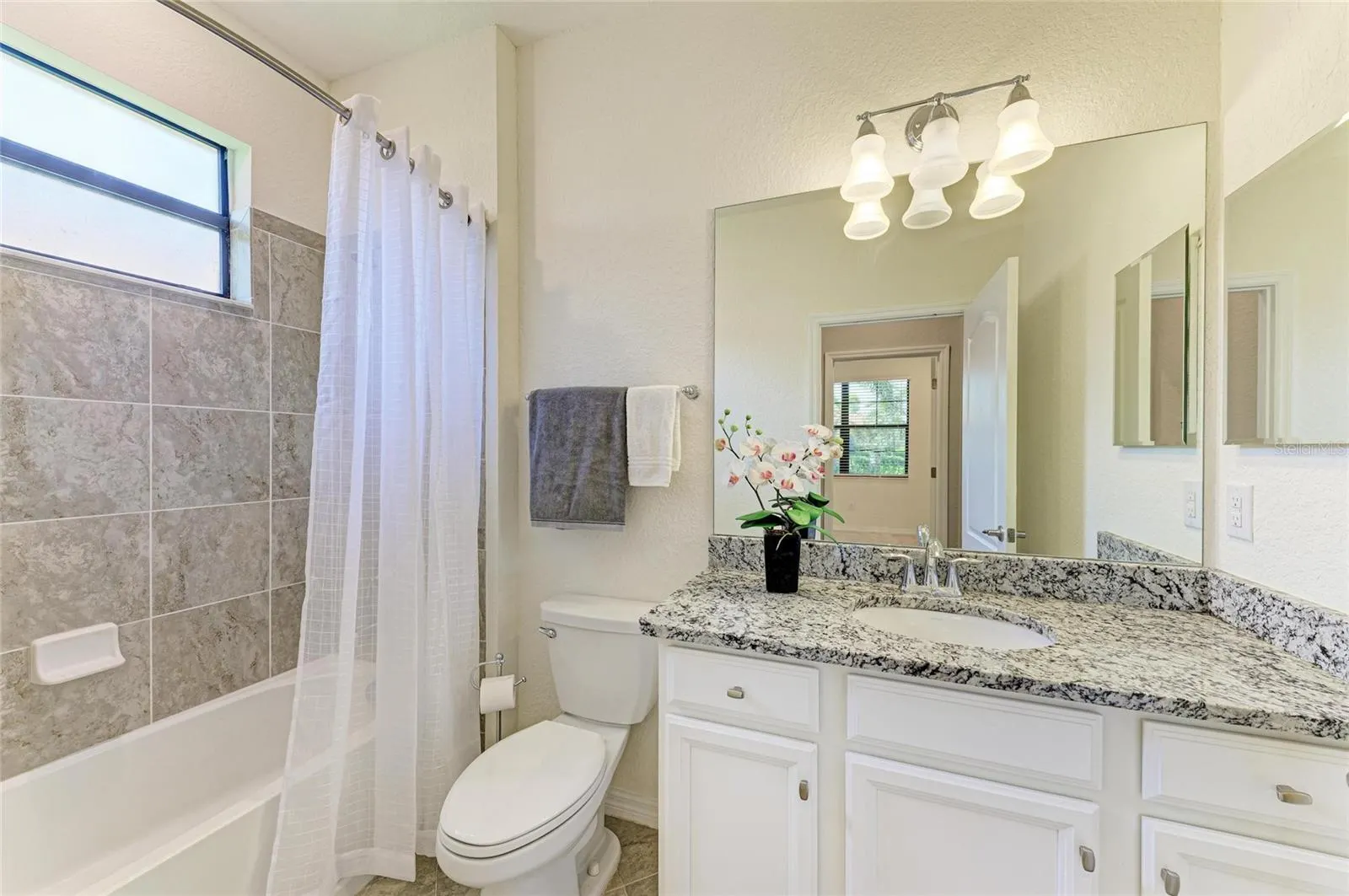 10202 MARBELLA DR