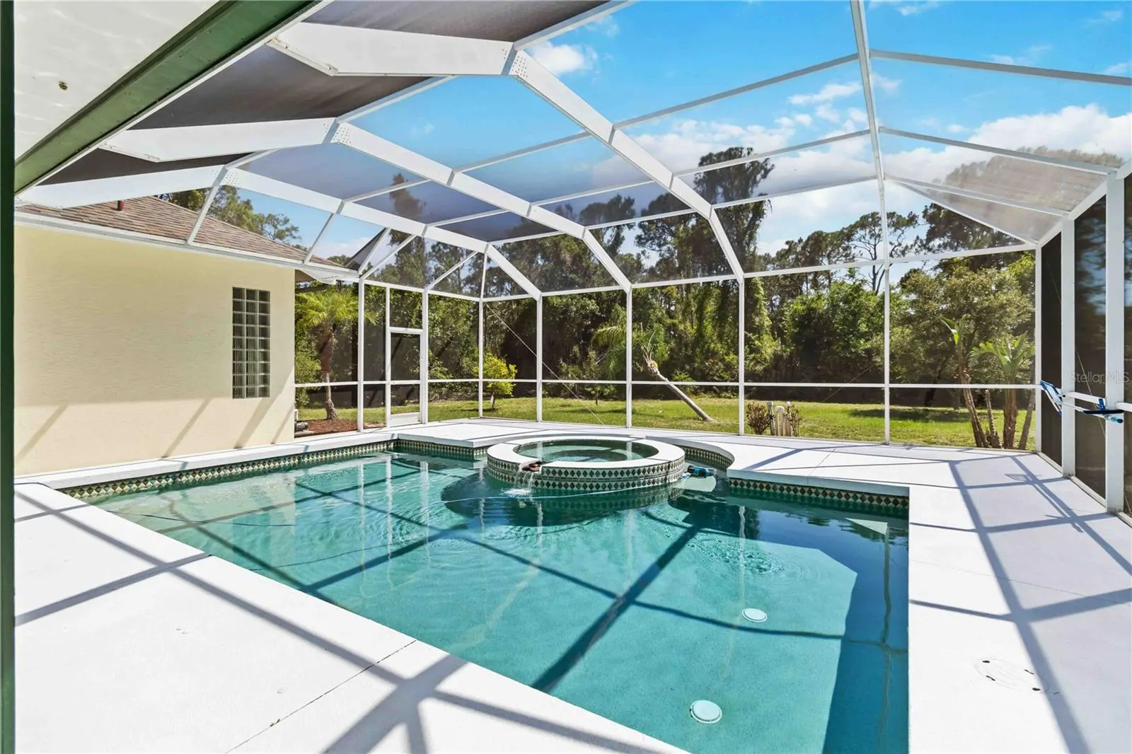 296 PINE RANCH TRL