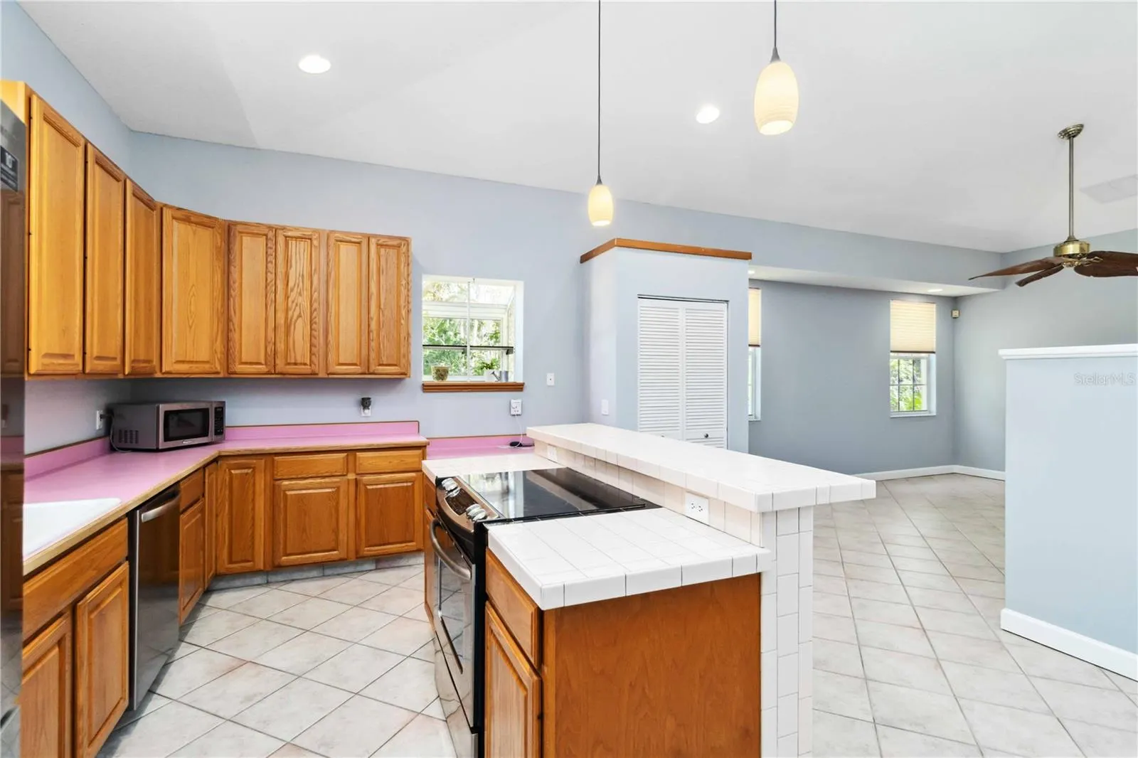 296 PINE RANCH TRL