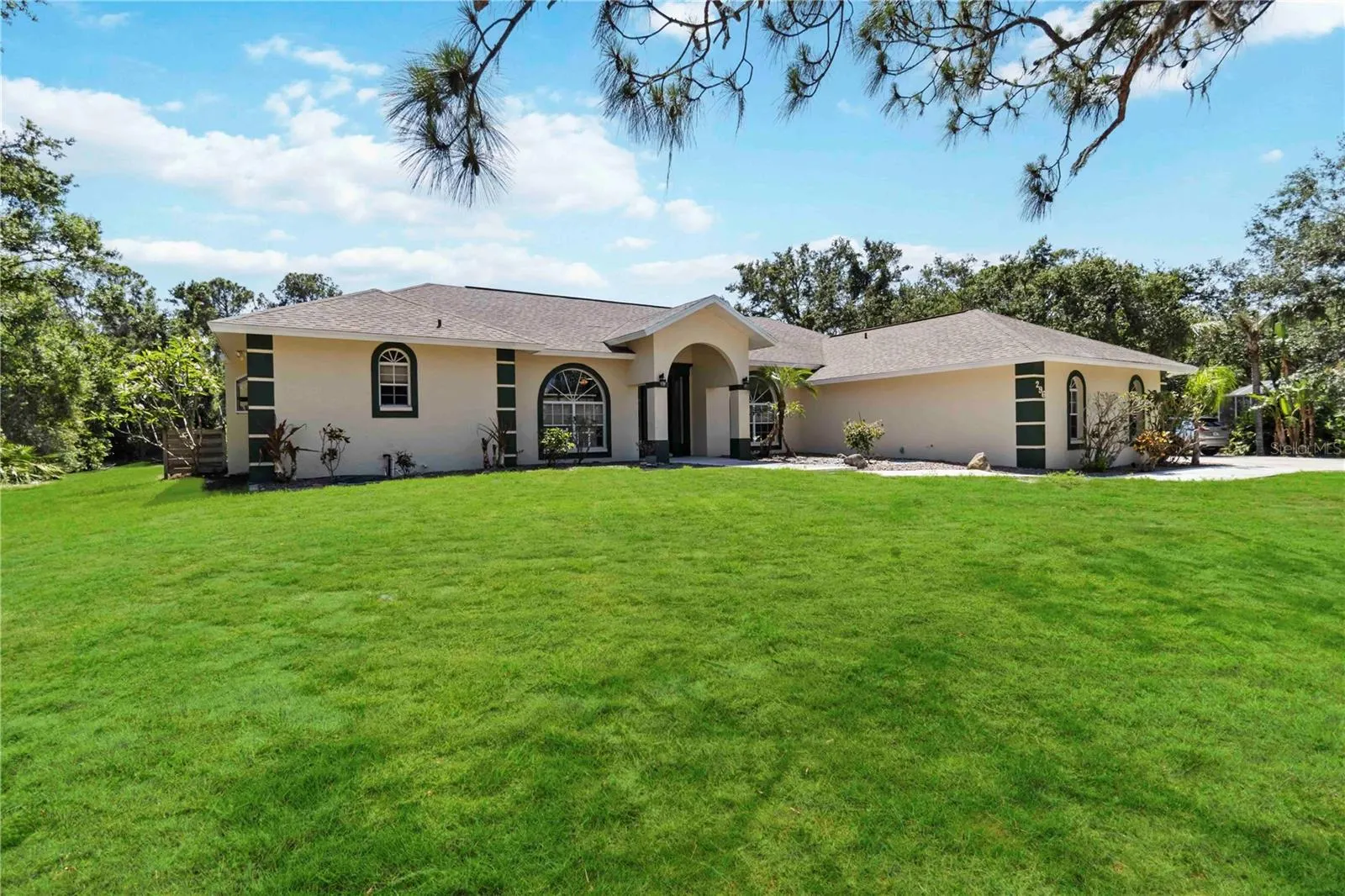 296 PINE RANCH TRL