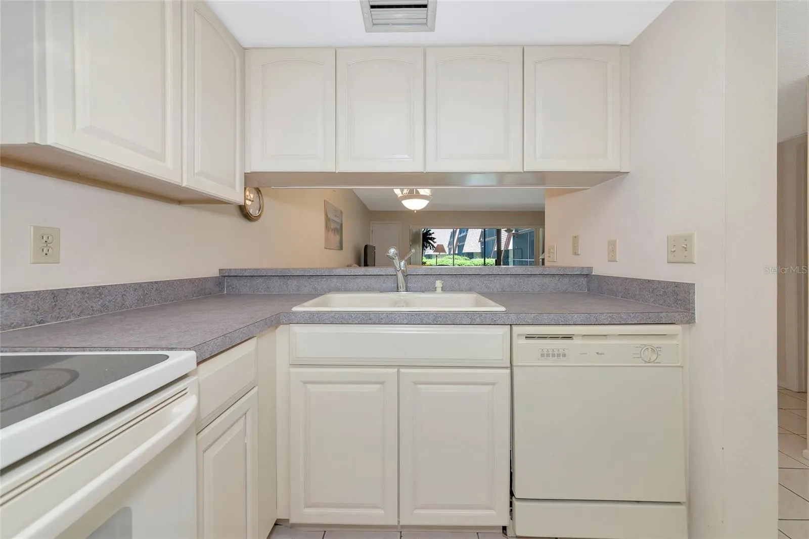 4650 RINGWOOD MEADOW #37, #37