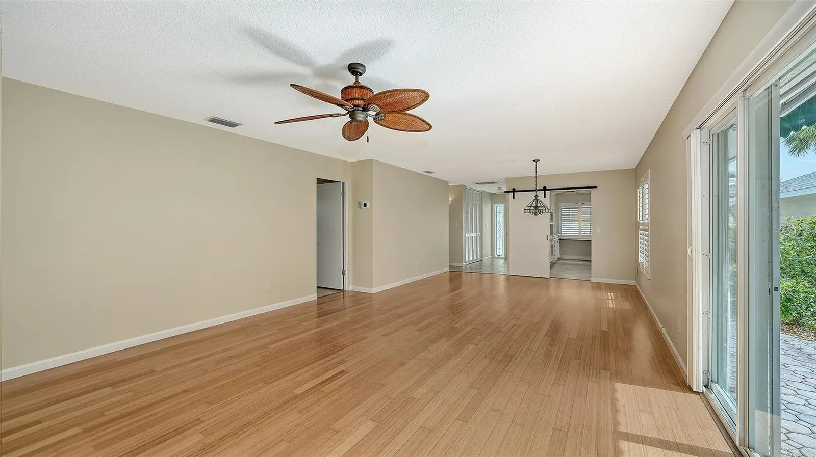 1345 MOONMIST DR #T6, #T6