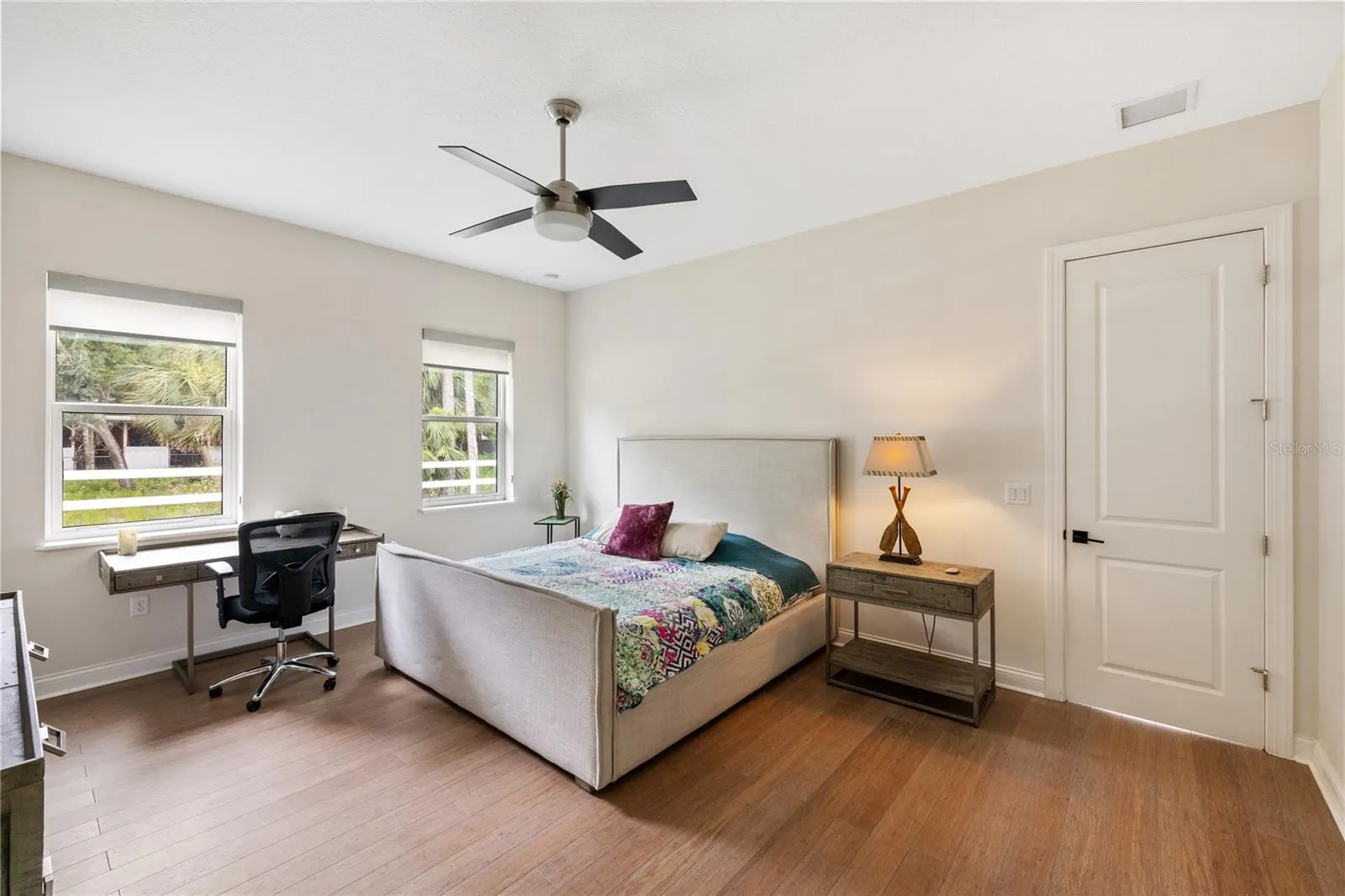 601 SUFFOLK CIR