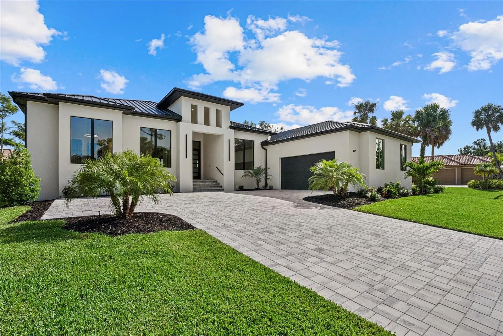 1605 LANDFALL DR